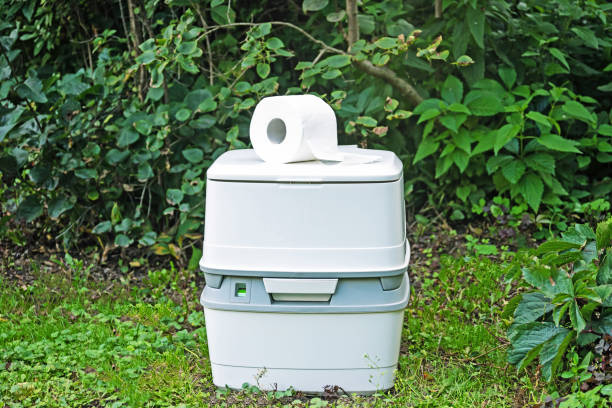 Best Portable toilet rental cost  in Leesburg, VA